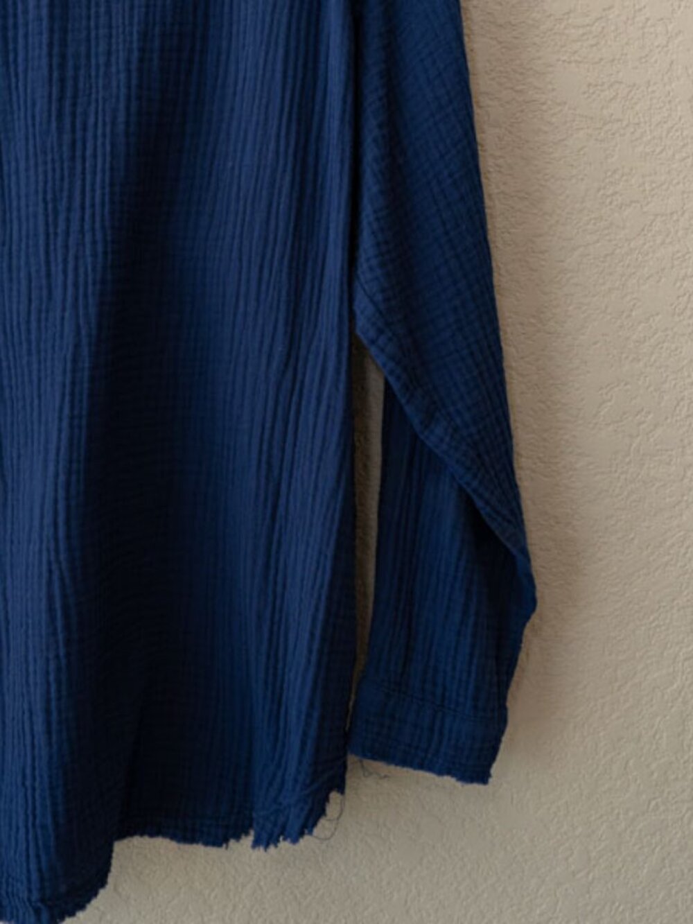 Zenana Gauze Button Up Shirt Blue Raw Hem Oversized Pocket Top Cotton Small - Picture 13 of 13
